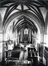  Wnętrze nawy głównej kościoła św. Jana, wg stanu sprzed 1939 r. 